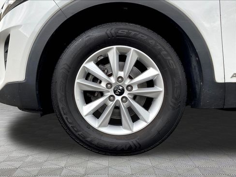 Used 2020 Kia Sorento LX w/ LX I4 Convenience Package AWD/4WD image 32