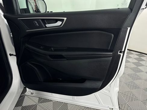 Used 2024 Ford Edge SEL image 31