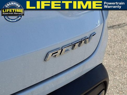 Used 2024 Chevrolet Trax ACTIV w/ Driver Confidence Package FWD image 10