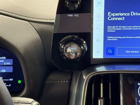 New 2025 Lexus LX 700h Luxury image 24