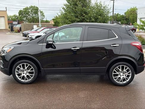 Used 2018 Buick Encore Sport Touring AWD/4WD image 8