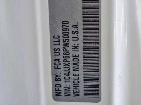 Used 2023 Jeep Wrangler Unlimited Sahara image 25