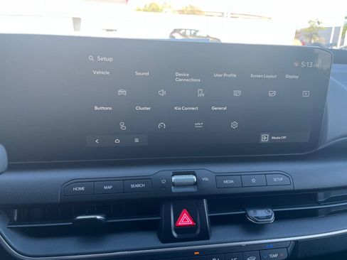 Used 2025 Kia K4 FWD image 20