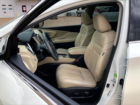 Used 2023 Nissan Murano SL w/ SL Moonroof Package image 8