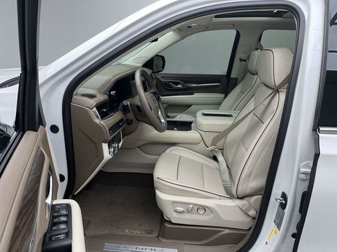 Certified 2024 GMC Yukon Denali AWD/4WD image 3