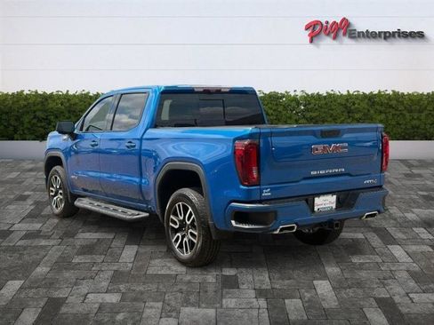 Used 2023 GMC Sierra 1500 AT4 w/ AT4 Premium Package AWD/4WD image 2