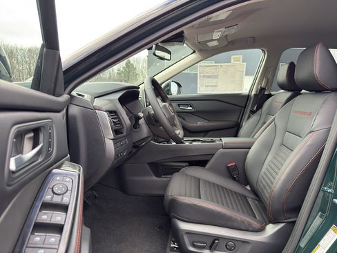 New 2026 Nissan Rogue SV image 11