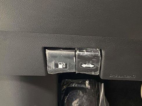 New 2025 Nissan Versa S w/ Trunk Package image 19