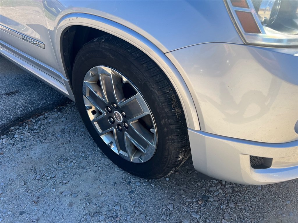 Used 2012 GMC Acadia Denali AWD/4WD image 22