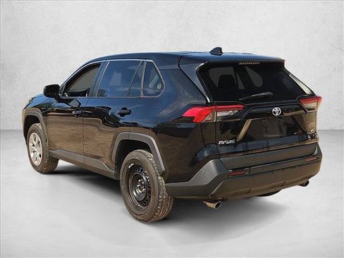 Used 2023 Toyota RAV4 LE FWD image 8