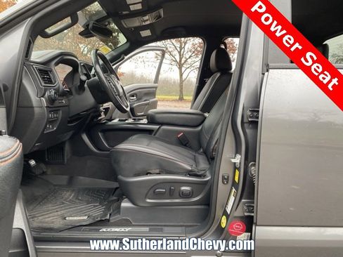 Used 2021 Nissan Titan PRO-4X w/ Pro-4x Utility Package image 18
