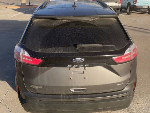 Used 2024 Ford Edge SE image 6