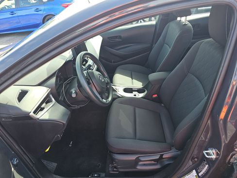 Used 2023 Toyota Corolla LE FWD image 7