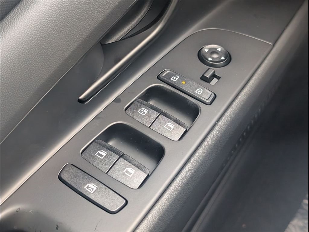 Used 2026 Hyundai Elantra Sport FWD image 12