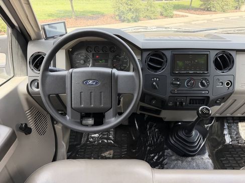 Used 2008 Ford F350 XL AWD/4WD image 16