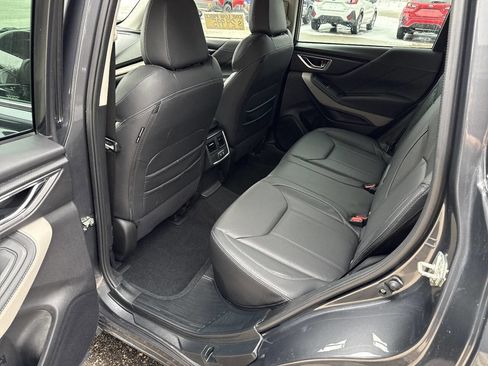 Used 2023 Subaru Forester Limited image 20