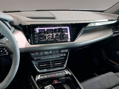 New 2026 Audi S e-tron GT Premium Plus AWD/4WD image 7