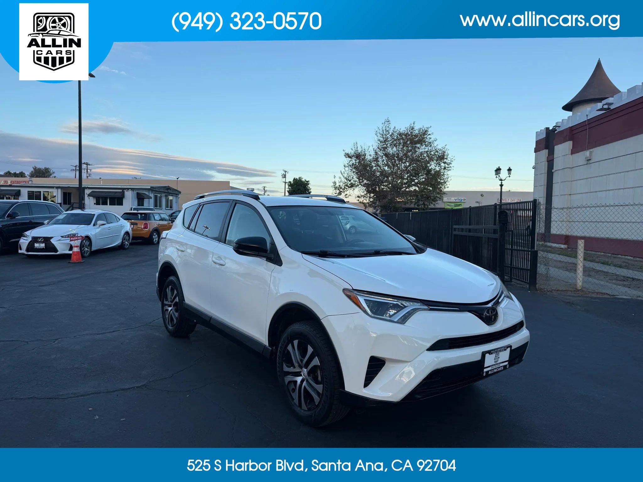 Used 2016 Toyota RAV4 LE FWD image 3