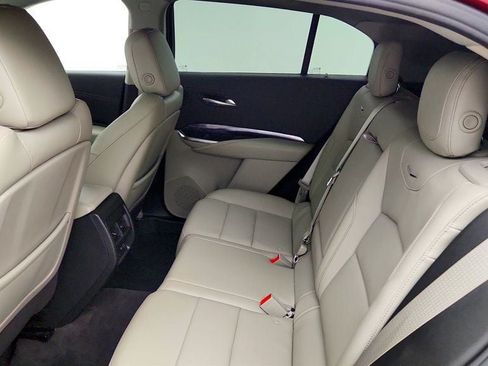 Used 2021 Cadillac XT4 Luxury w/ Cold Weather Package AWD/4WD image 22