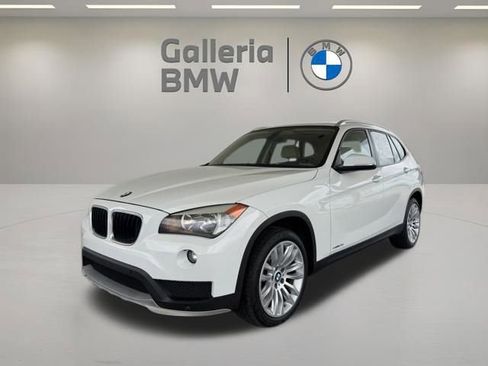 Used 2015 BMW X1 sDrive28i RWD image 1