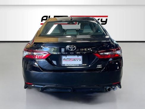 Used 2024 Toyota Camry SE AWD/4WD image 6