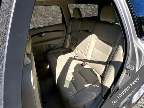 Used 2016 Volvo XC70 T5 Platinum AWD/4WD image 21