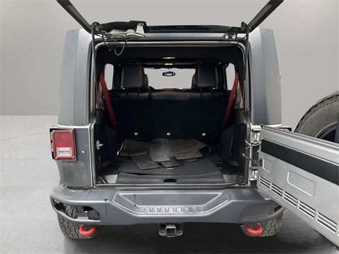 Used 2017 Jeep Wrangler Unlimited Rubicon image 13