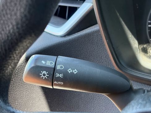 Used 2024 Toyota Corolla LE FWD image 11