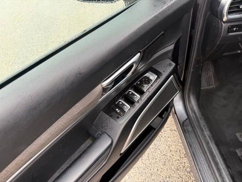 Used 2022 Kia Telluride EX image 23