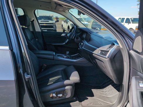 Used 2020 BMW X7 xDrive40i w/ Cold Weather Package AWD/4WD image 31