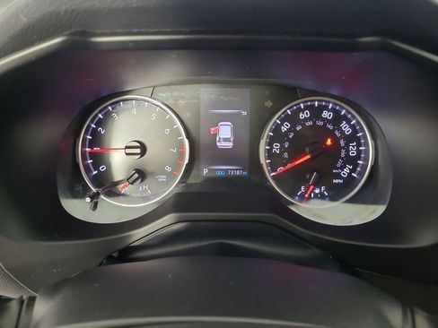 Used 2021 Toyota RAV4 LE image 11