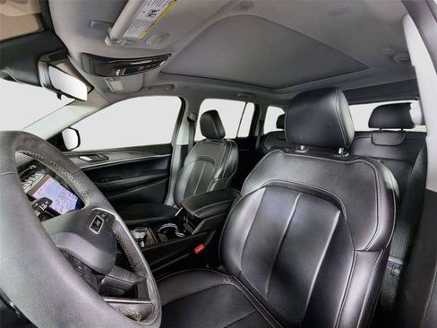 Used 2022 Jeep Grand Cherokee Limited 4xe w/ Luxury Tech Group II AWD/4WD image 22