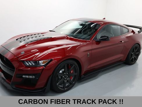 Used 2020 Ford Mustang Shelby GT500 w/ Carbon Fiber Track Pack RWD image 14
