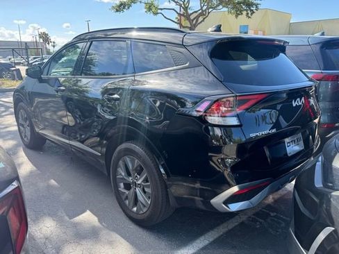 Certified 2023 Kia Sportage SX image 2