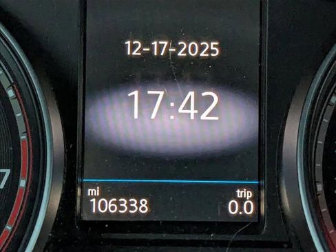 Used 2018 Volkswagen Atlas SE image 11