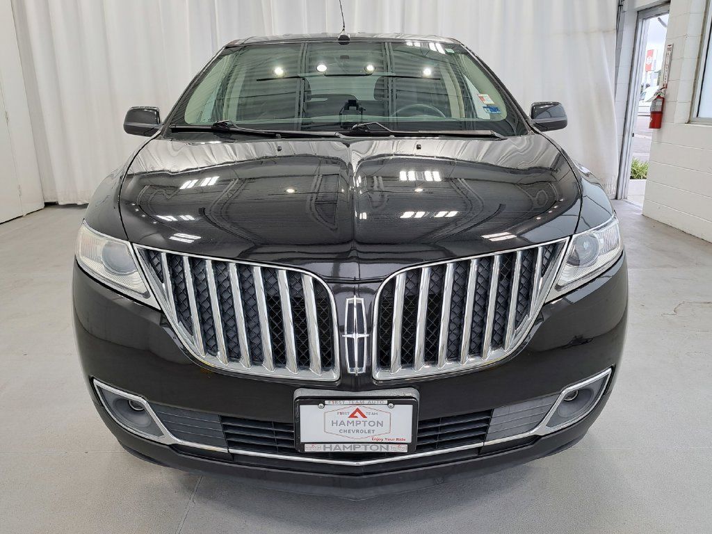 Used 2015 Lincoln MKX AWD image 3