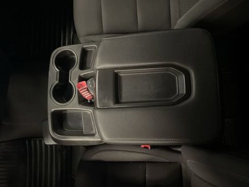 Used 2023 Chevrolet Silverado 1500 LT AWD/4WD image 21