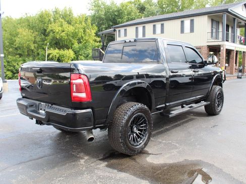 Used 2019 RAM 2500 Laramie AWD/4WD image 5
