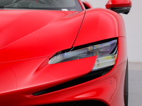Certified 2025 Ferrari SF90 Spider AWD/4WD image 14