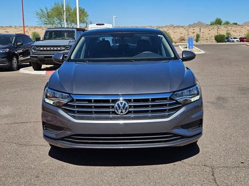 Used 2020 Volkswagen Jetta SE w/ SE Cold Weather Package image 2