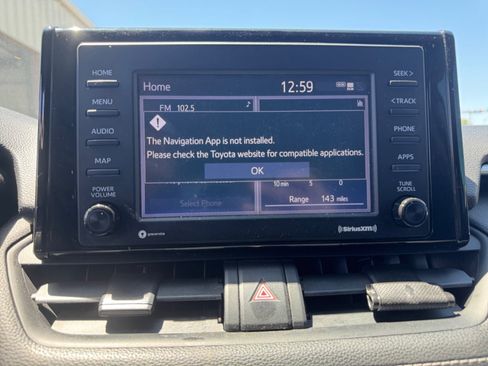 Used 2021 Toyota RAV4 XLE FWD image 22