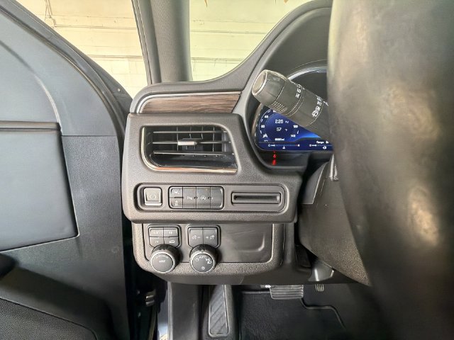 Used 2023 Chevrolet Tahoe LT AWD/4WD image 17