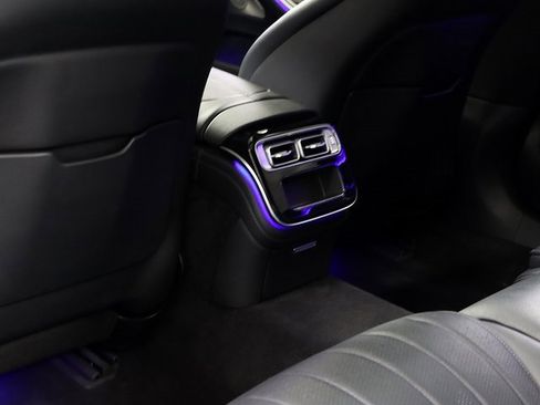 Certified 2022 Mercedes-Benz S 500 4MATIC w/ AMG Line Package image 15