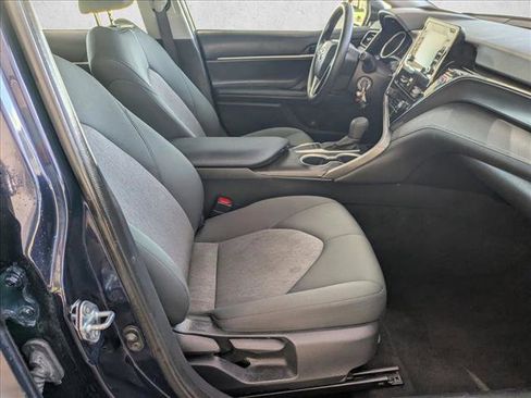 Used 2022 Toyota Camry LE image 18