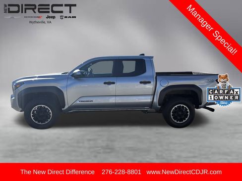 Used 2024 Toyota Tacoma TRD Off-Road image 2