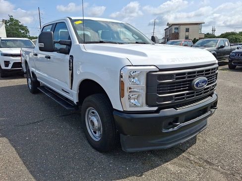 Used 2026 Ford F250 XL AWD/4WD image 3