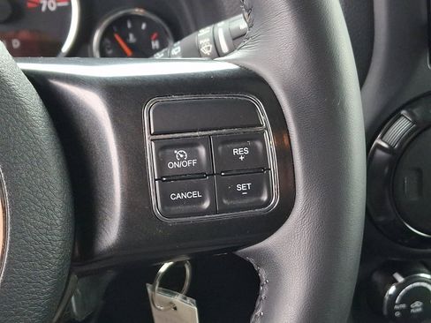 Used 2018 Jeep Wrangler Unlimited Rubicon image 21