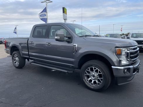 Used 2021 Ford F250 Lariat w/ Lariat Value Package image 2