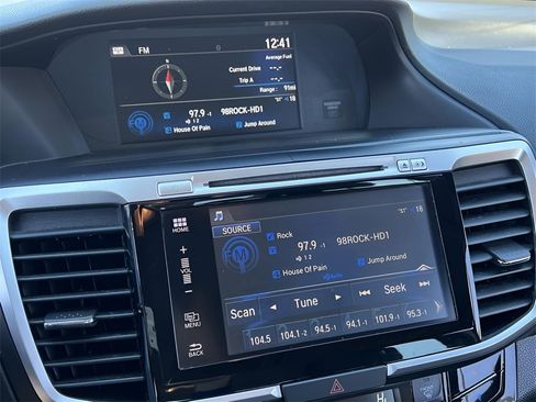 Used 2016 Honda Accord EX-L image 18