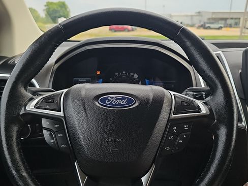 Used 2024 Ford Edge Titanium AWD/4WD image 24